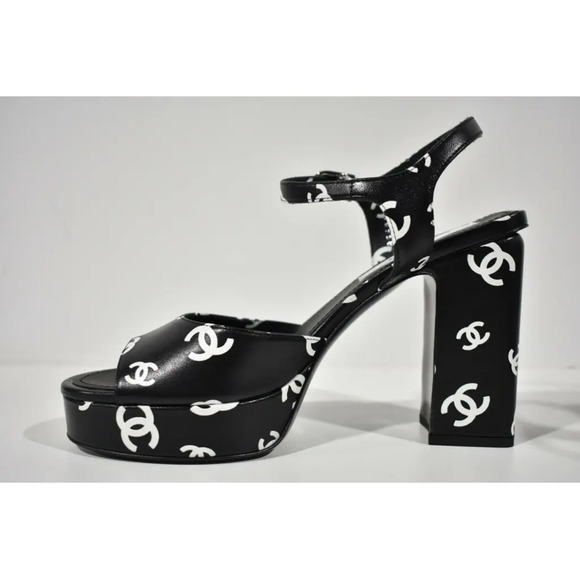 Chanel 22S Black White Lambskin CC Logo Platform Strap Block Heel Sandal 39 - Picture 8 of 12